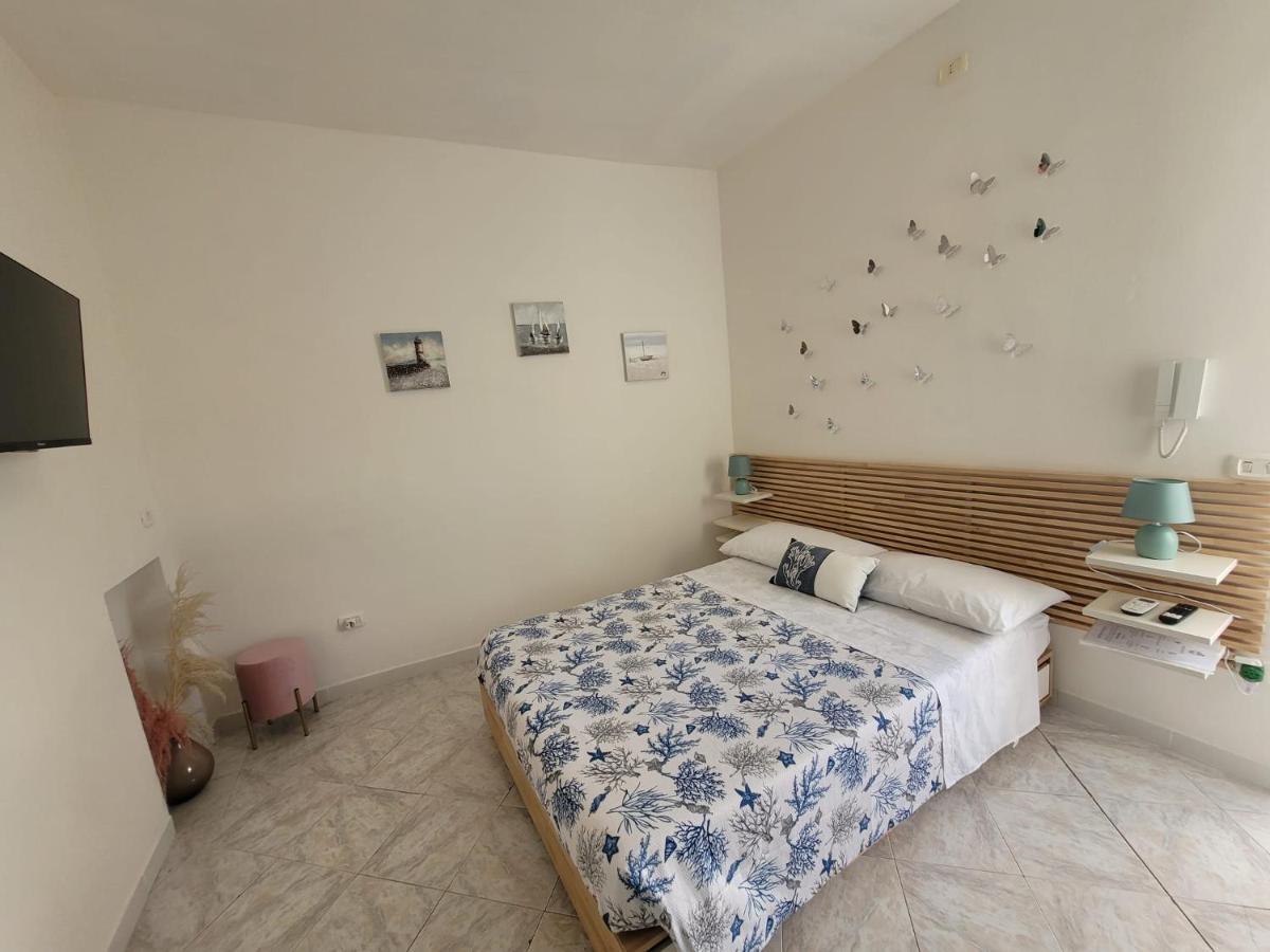 Casa Di Eva Apartment เนเปิลส์ ภายนอก รูปภาพ